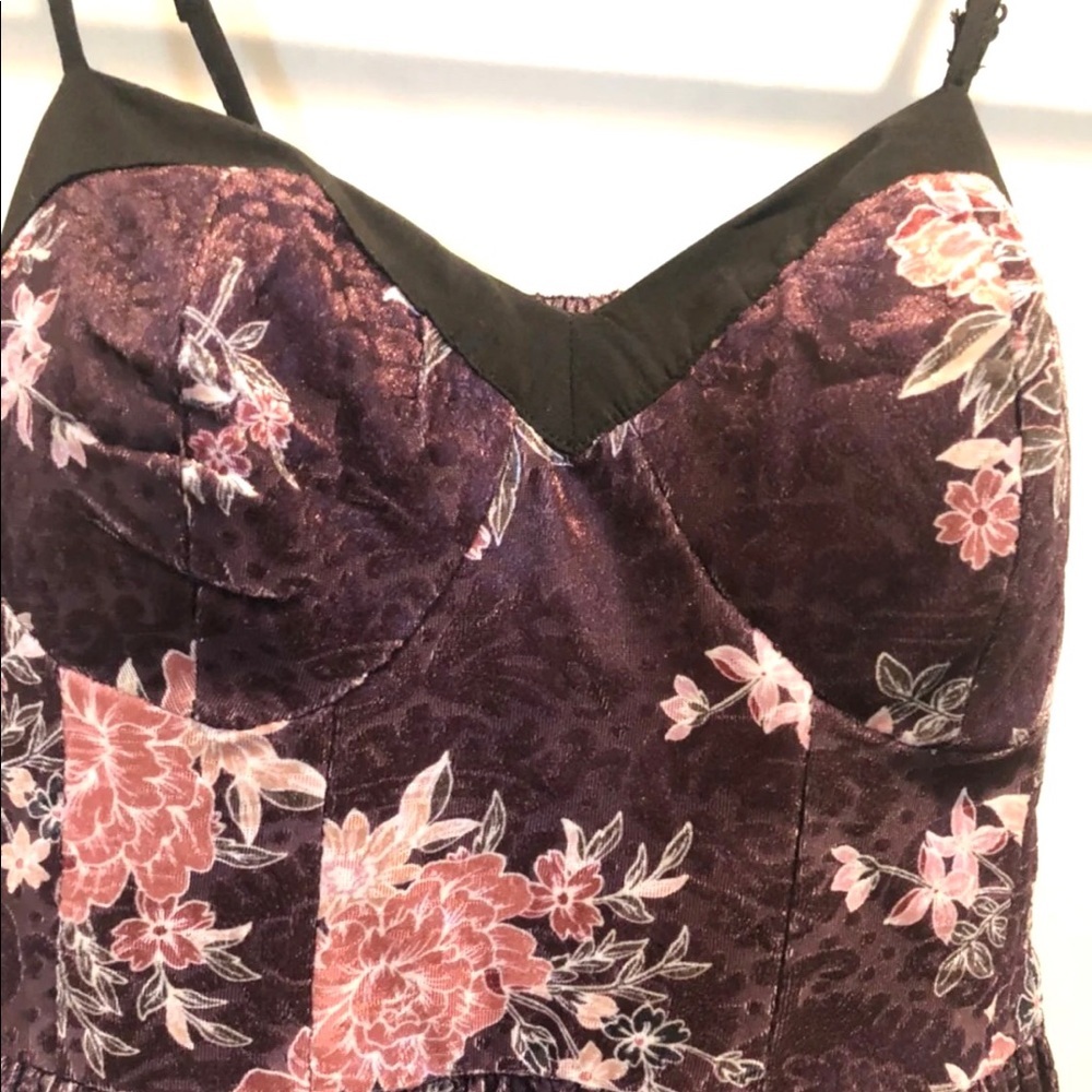 NWT Purple velvet floral dress - Picture 4 of 6